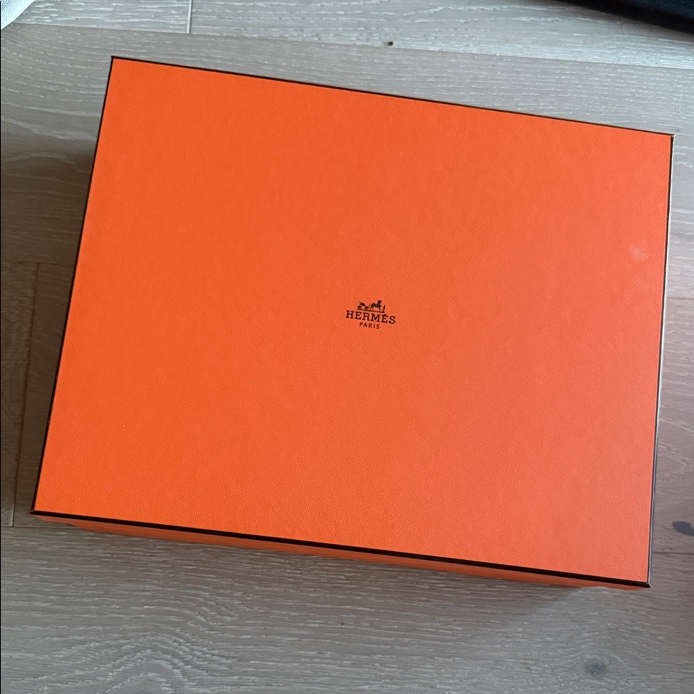 Hermès Orange Box